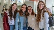בוגרי תנועת "כנפיים של קרמבו" בכנס השקת תנועת הבוגרים