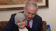 ראש הממשלה בנימין נתניהו עם הילד עידו רפאל