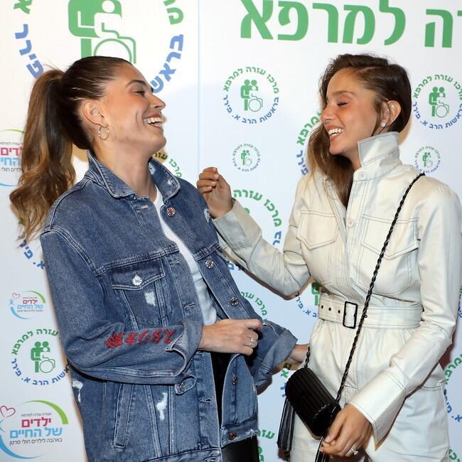 באו לשמח, יצאו שמחות (צילום: דנה קופל) באו לשמח, יצאו שמחות