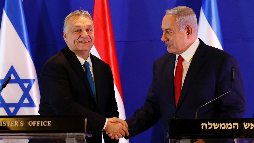 "אם זה טוב לישראל הוא יעשה את זה, לא אכפת לו מה יגידו באיחוד האירופי". נתניהו ואורבן, 2019 (צילום: רויטרס) בנימין נתניהו עם ראש ממשלת הונגריה ויקטור אורבן ב ירושלים