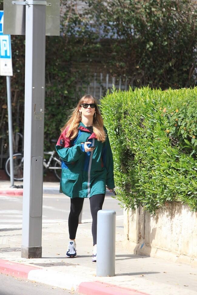 נונשלנטית. דנה פרידר