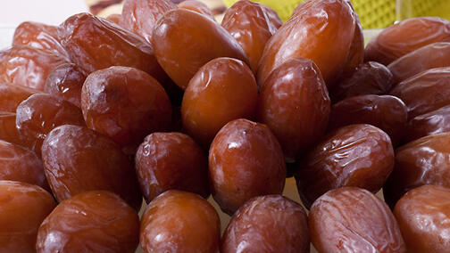 Dates contain a large amount of potassium that helps reduce blood pressure and relax the body's muscles (Photo: Sagi Moran) תמר מג'הול