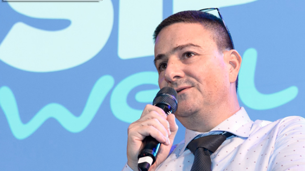 אלון אלפרוביץ, מנכ"ל מי עדן החדש (צילום: יח"צ) אלון אלפרוביץ, מנכ"ל מי עדן החדש