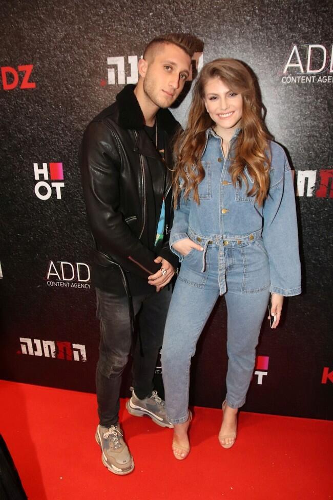 היפים והצעירים. בן זיני וטיילור מלכוב