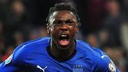 מוי קין חוגג