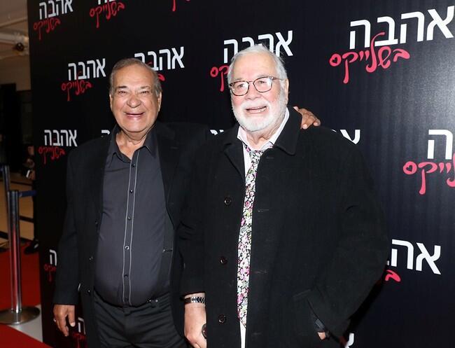 כאילו לא עברו 45 שנה. יהודה בארקן וזאב רווח מתאחדים
