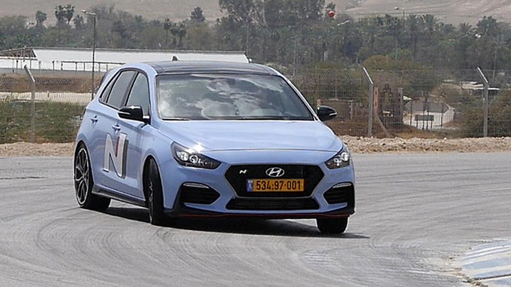 צילום: ניר בן זקן יונדאי i30N