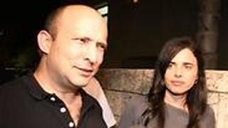 נפתלי בנט ואיילת שקד בכניסה למפגש פעילים ממפלגת "הימין החדש" בתל מונד