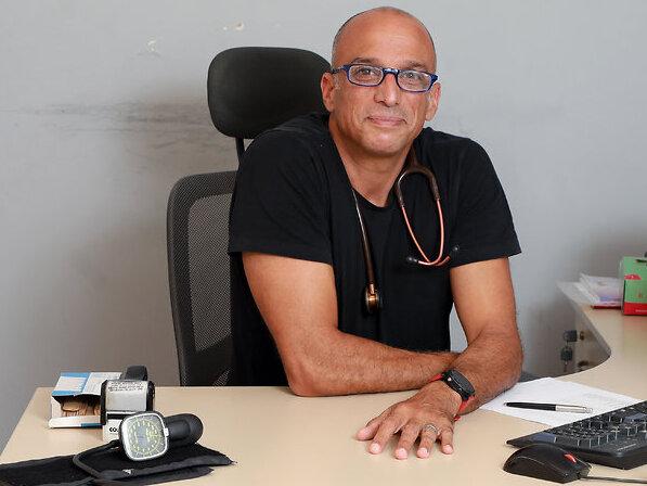 חשבו האם התלונה עליה אתם מדווחים יכולה לחכות חמישה ימים. ד"ר דורון עמוסי חשבו האם התלונה עליה אתם מדווחים יכולה לחכות חמישה ימים. ד"ר דורון עמוסי