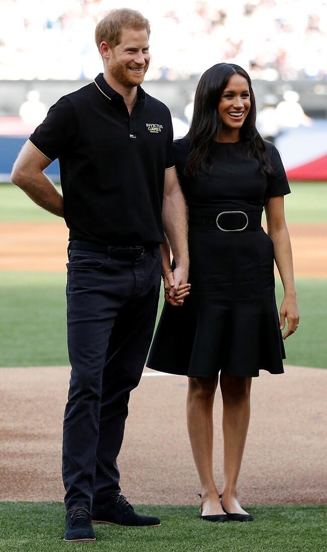 רגילים לככב בכותרות. הדוכסים מסאסקס (צילום: Gettyimages) רגילים לככב בכותרות. הדוכסים מסאסקס