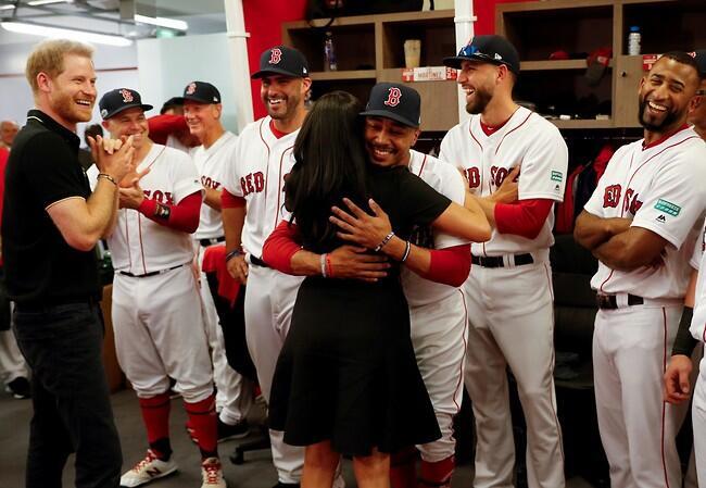 מפגש בני דודים. מרקל ובן דודה (צילום: Gettyimages) מפגש בני דודים. מרקל ובן דודה