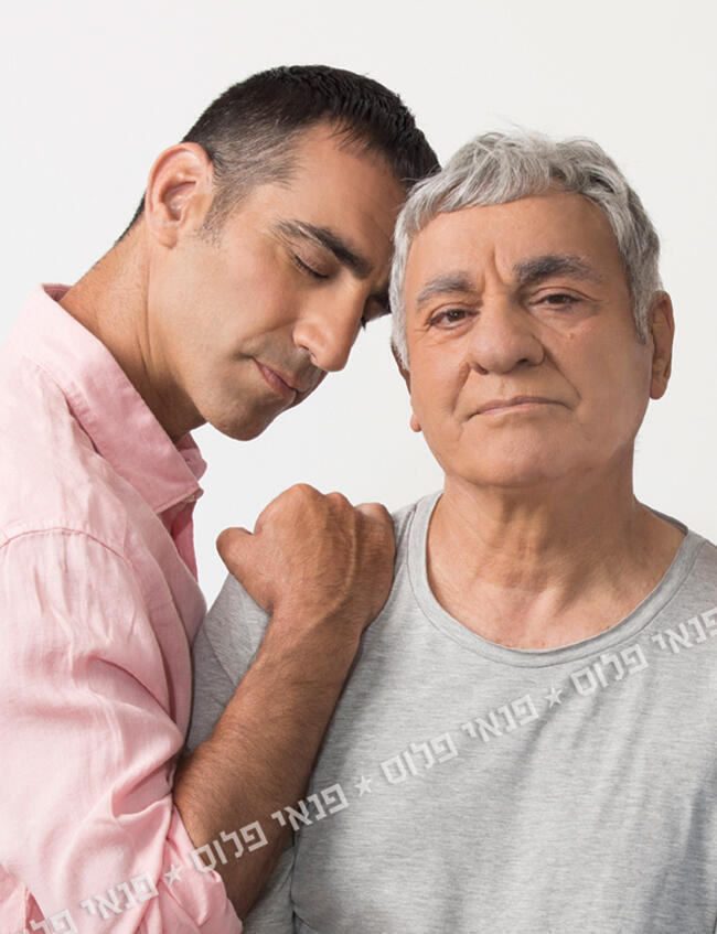 אב ובן. גברי ואורי בנאי