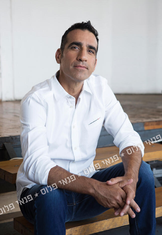 "גדלתי תחת זכוכית מגדלת". אורי בנאי