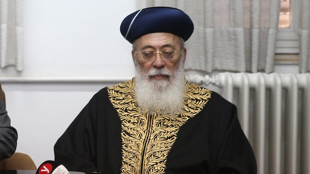 Rabbi Shlomo Ammar (Photo: Ohad Zwigenberg) טקס קביעת מזוזה בלשכת שר התקשורת, ח"כ דודי אמסלם במעמד הראשון לציון