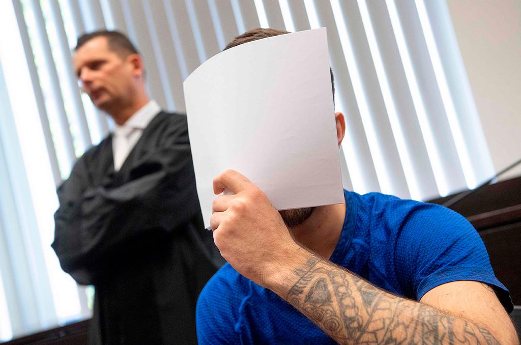 Bashar in court (Photo: AFP) עלי בשאר עיראקי ש רצח ו אנס את ה נערה ה יהודייה סוזנה פלדמן ב גרמניה