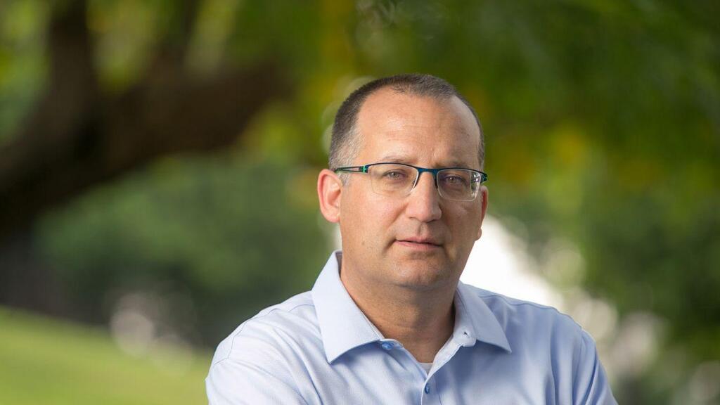 "השנה איננה שנה רגילה". ראש העיר גבעתיים קוניק רן קוניק ראש עיריית גבעתיים