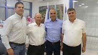 ארז כלפון עם אבי אלקבץ, סובחי מוחמד וניקולס לב