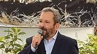 יו"ר מפלגת "ישראל דמוקרטית" אהוד ברק בכנס המפלגה בעין שמר
