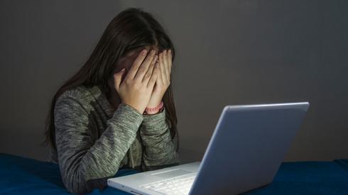 Хакеры показали порно московским школьникам на онлайн-уроке | °