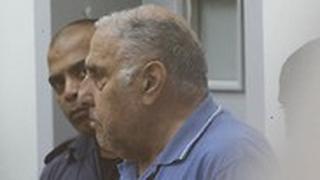 הארכת מעצרו השלישית של ויקטור קטן