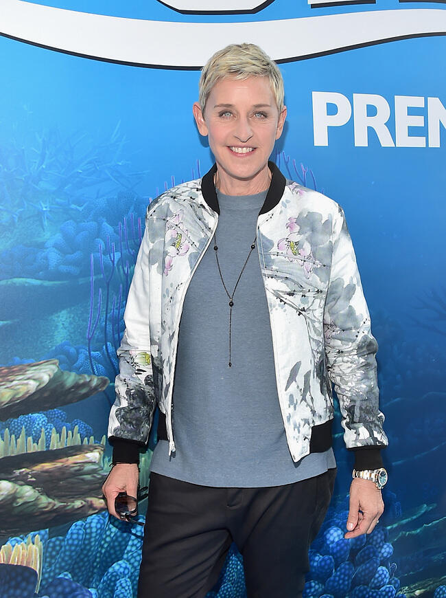 תשלמי לנו ונעקוב אחרייך גם (צילום: Getty Images) תשלמי לנו ונעקוב אחרייך גם