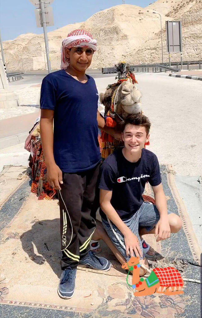 "היפה שלי ואני". שנאפ והגמל (צילום: אינסטגרם) "היפה שלי ואני". שנאפ והגמל