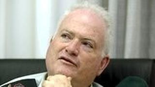 עמוס גלעד בזמן שירותו הצבאי