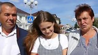 בלארוס רוסיה צעירה מצאה את ההורים 20 שנה אחרי שאיבדה את אבא ב רכבת
