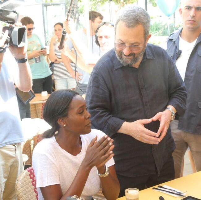 "סומך עלייך!" (צילום: מוטי קמחי) "סומך עלייך!"