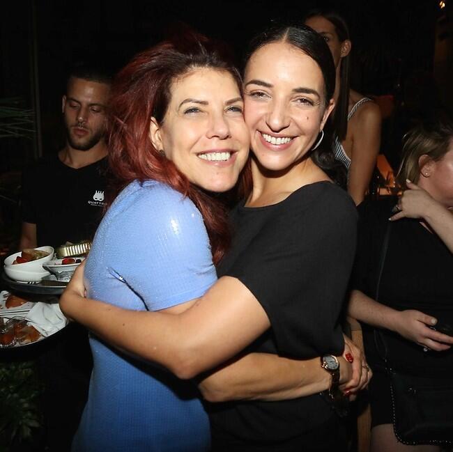 וגם עלייך. כלת השמחה עם ג'ודי ניר מוזס שלום (צילום: אמיר מאירי) וגם עלייך. כלת השמחה עם ג'ודי ניר מוזס שלום