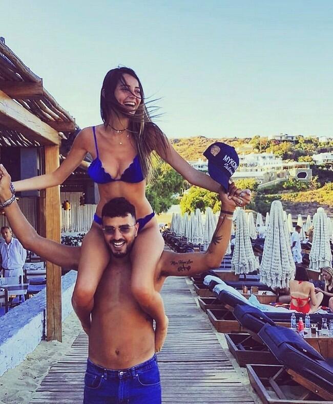 אולי חתונה על הים? לוי והארוסה