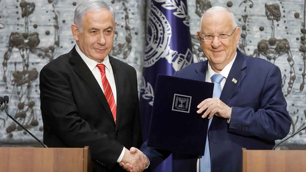 Both Prime Minister Benjamin Netanyahu and President Reuven Rivlin broke the virus curfew on Seder Night (Photo: AP) בנימין נתניהו לאחר קבלת המנדט להרכבת ממשלה