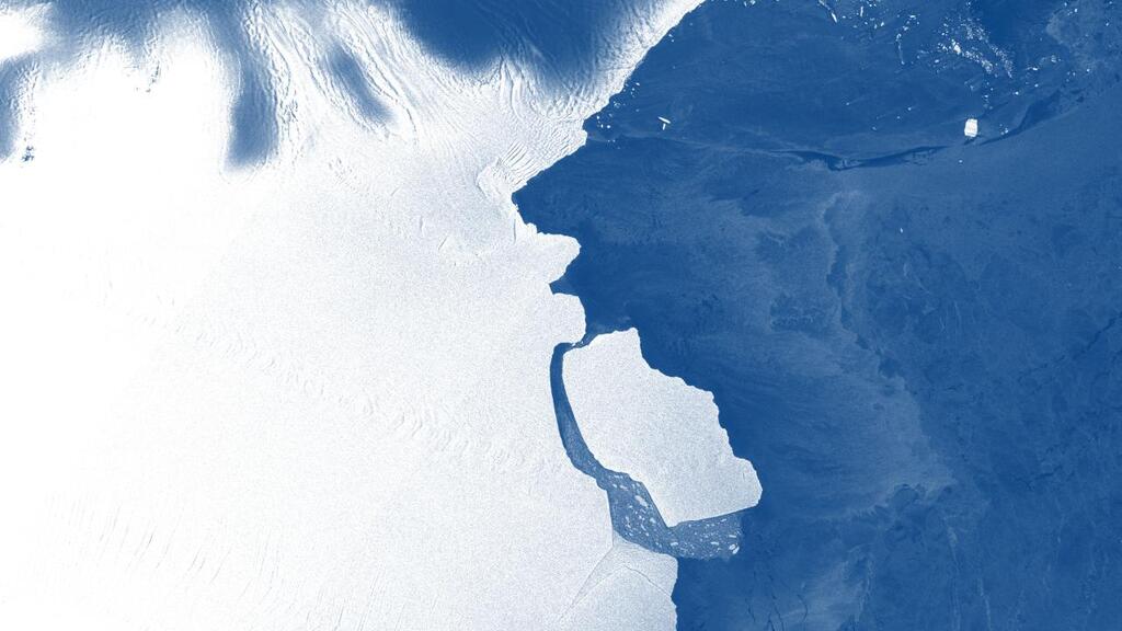קרחון שהתנתק מאנטרקטיקה (צילום: Sentinel-1 satellite) הקרחון בשבוע שעבר