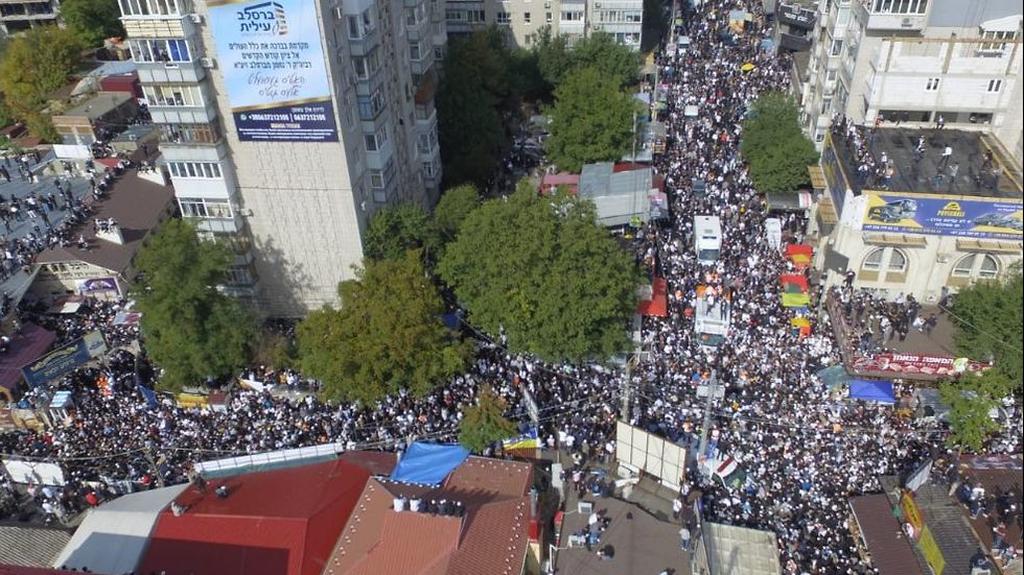 התמונות שכנראה לא נראה השנה באומן (באדיבות איחוד והצלה) התמונות שכנראה לא נראה השנה באומן