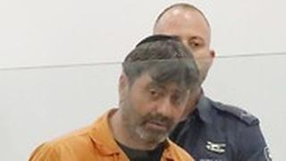 עופר מקסימוב ואתי אלון בבית המשפט