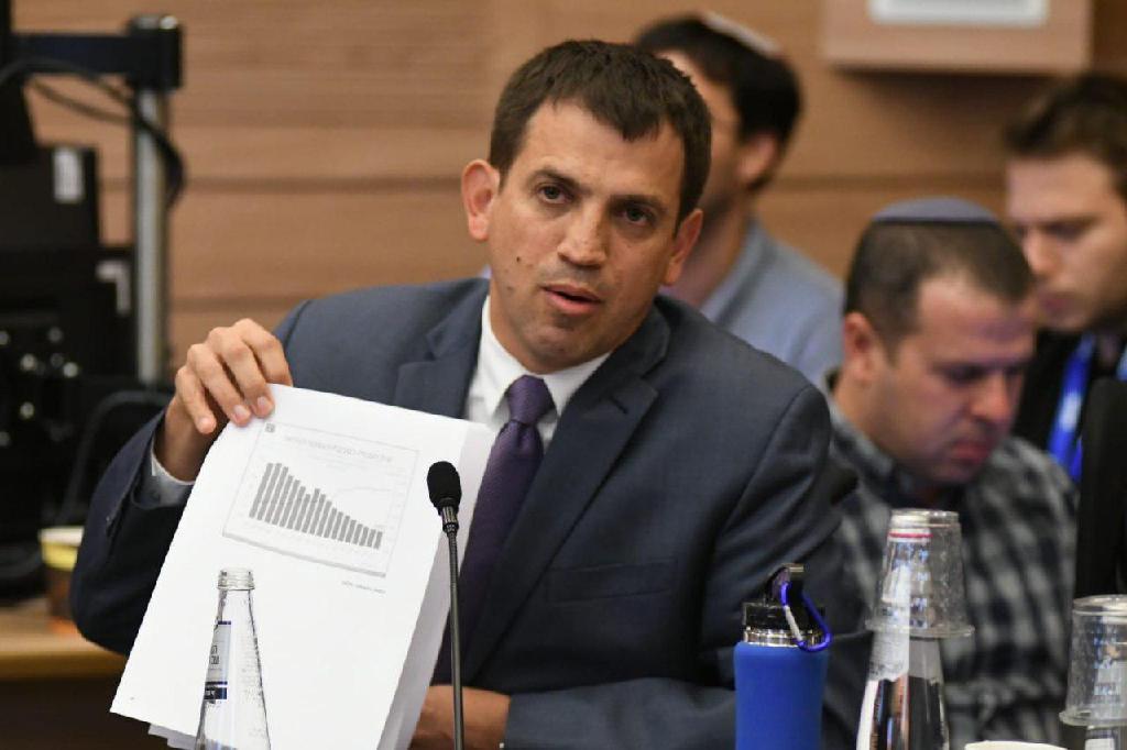 "נחצו עוד ועוד קווים אדומים". מרידור (צילום: רפי קוץ) שאול מרידור