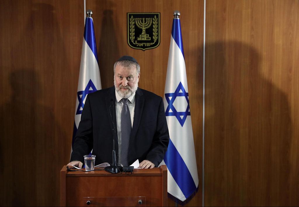 Attorney General Avichai Mandelblit discusses his decision to indict the prime minister (Photo: EPA) הצהרה אביחי מנדלבליט על תיקי נתניהו