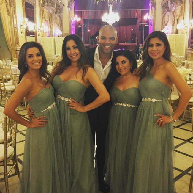 יפה בתכלת. אווה לונגוריה 