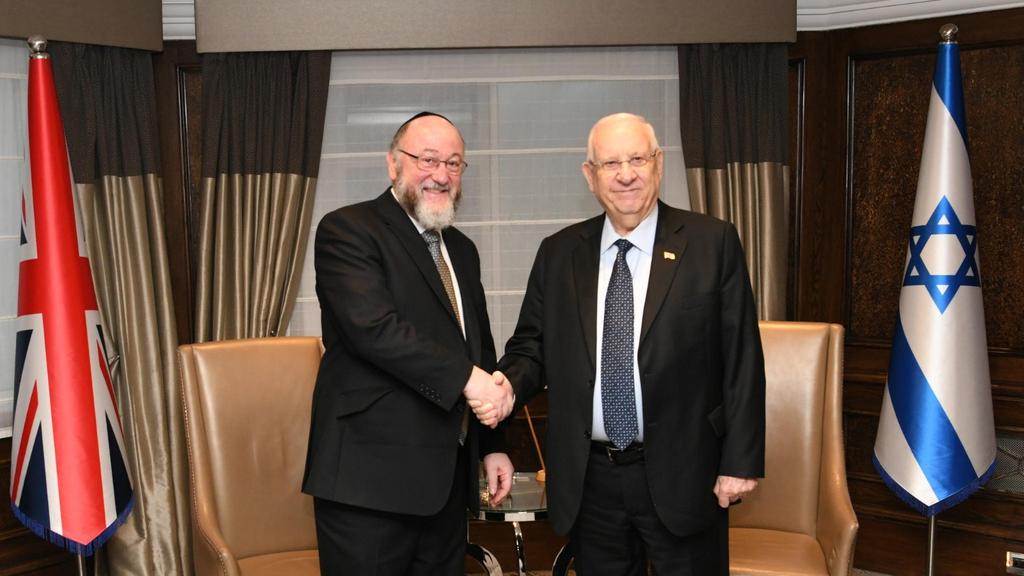 President Reuven Rivlin and British Chief Rabbi Ephraim Mirvis meeting in London on Wednesday
