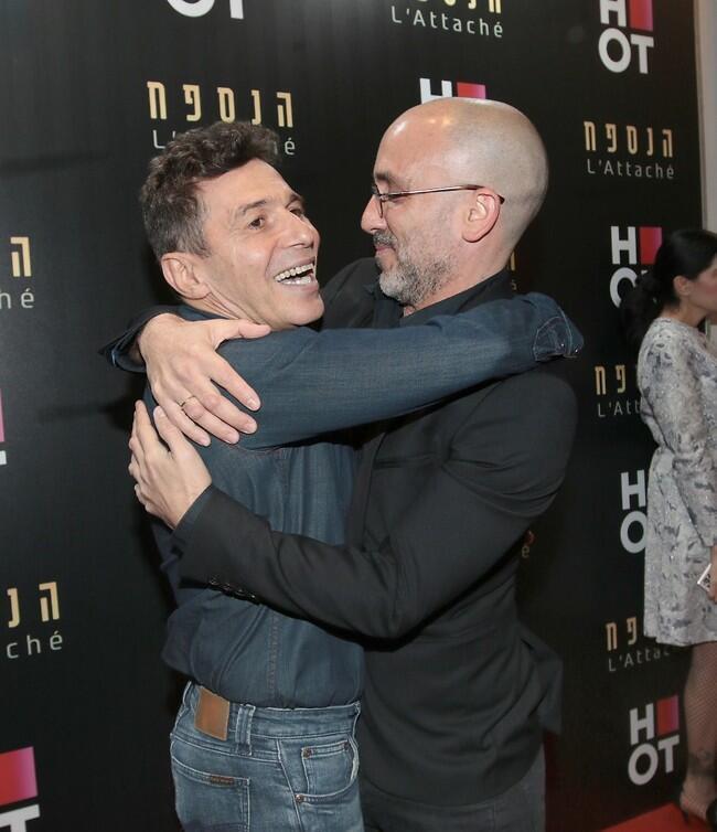 מישהו מצלם את זה? סמו ובן דוד (צילום: ענת מוסברג) מישהו מצלם את זה? סמו ובן דוד
