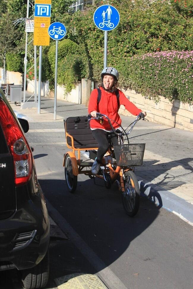 באיטליה היא בטח הייתה משיטה גונדולה