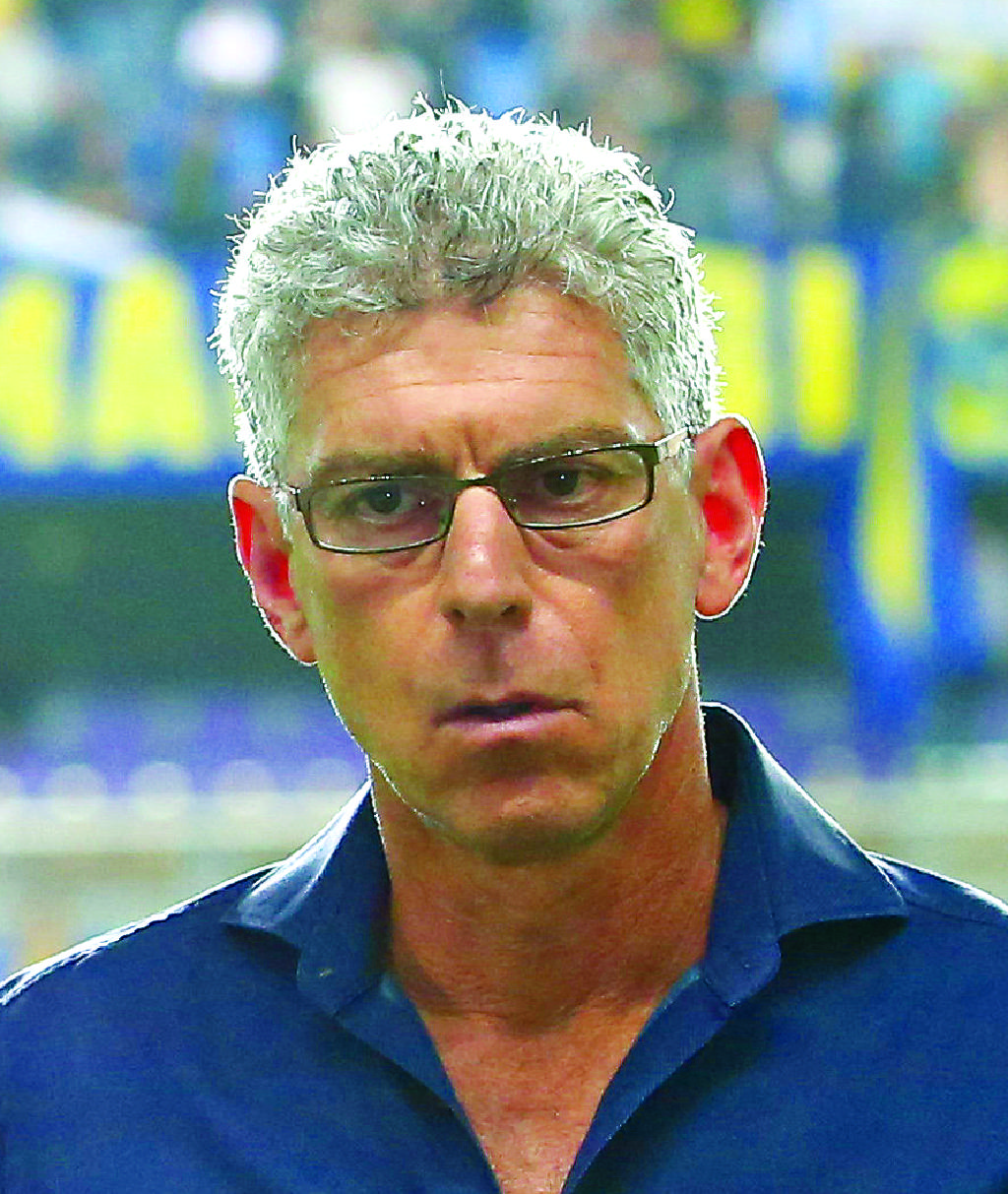 גולדהאר. מחלק הוראות מקנדה (צילום: עוז מועלם) מיץ' גולדהאר