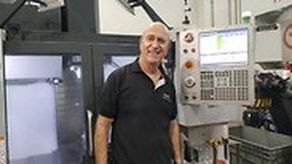 אהרון דואק. 