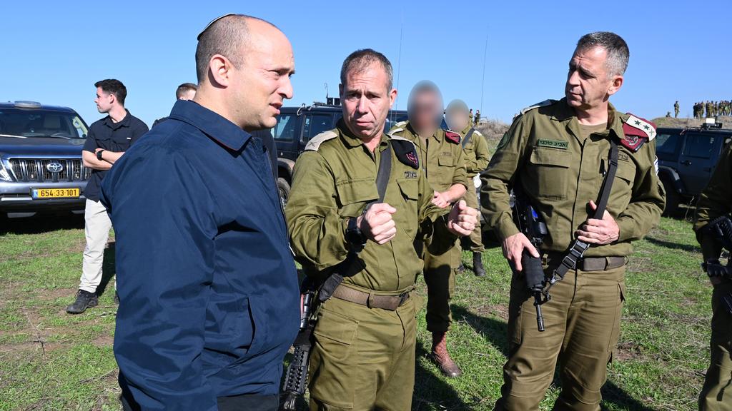 שר הביטחון נפתלי בנט רמטכ״ל אביב כוכבי ב תרגיל מבצעי ב רמת הגולן