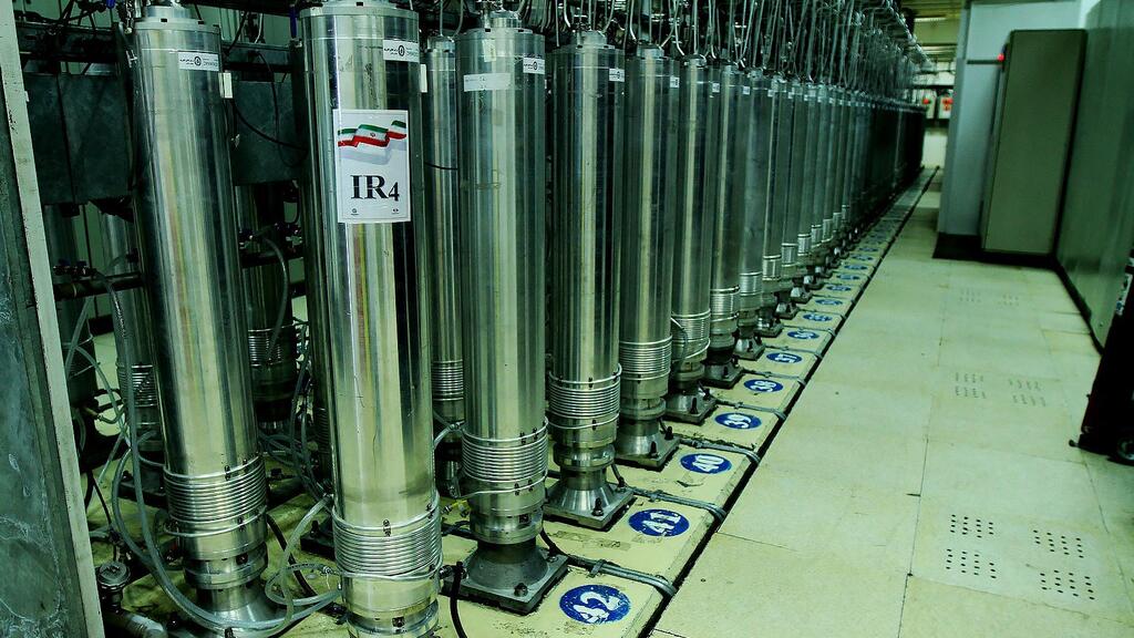 Advanced IR6 centrifuges in iran's Natanz nuclear power plant (Photo: MCT) IR6 centrefuges in Natanz