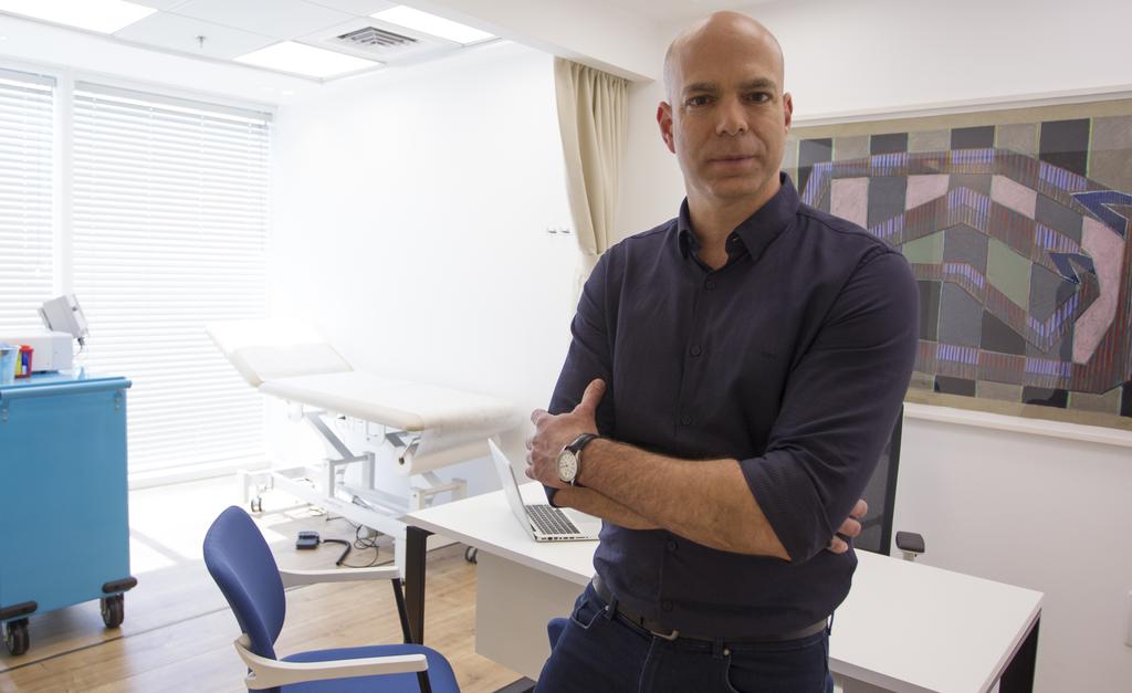 ד"ר רונן הולנד (צילום: רזי אברהם) ד"ר רונן הולנד