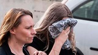 הפגנה מחוץ לבית המשפט ב קפריסין צעירה תיירת בריטית פרשת מין אונס