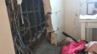 הקיר שקרס בחדר השינה והבטון שפרץ דרכו