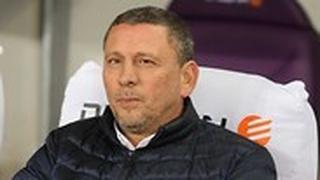 קלינגר בספסל