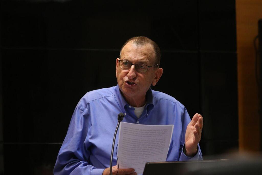 רון חולדאי בישיבת מועצת עיריית תל אביב-יפו